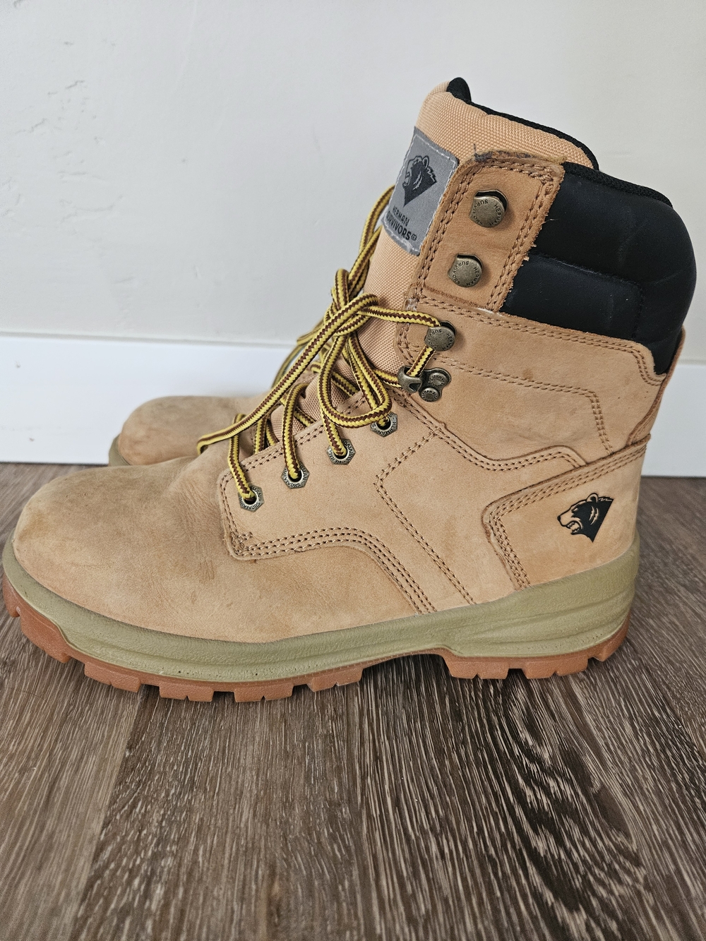 Men's Tan Suede Work Boots with Black Collar - Unbranded